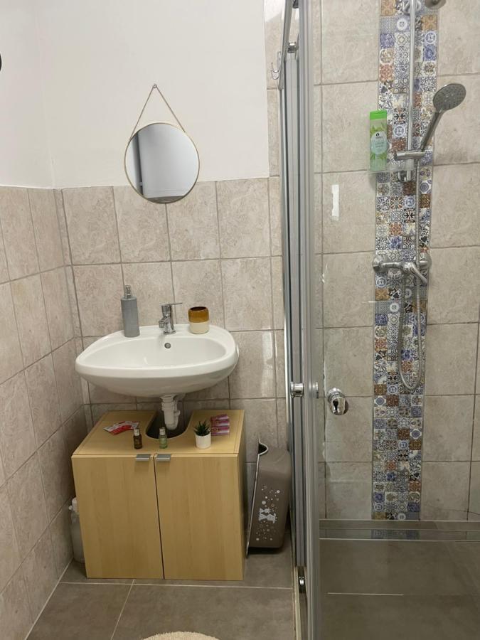 Keresztes Lak Appartement Badacsonytördemic Buitenkant foto